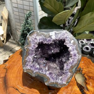 Túi Tiền - Ổ Tụ Tài Thạch Anh Tím - Amethyst (TTA05), KT: 21x20x27 CM, KL : 17.36kg