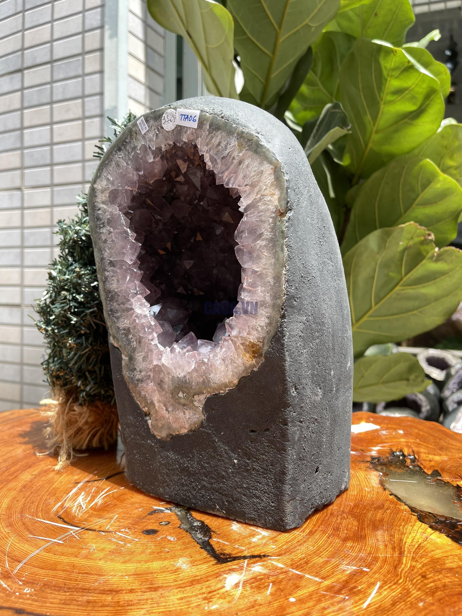 Túi Tiền - Ổ Tụ Tài Thạch Anh Tím - Amethyst (TTA06), KT: 26x16x15 CM, KL : 11.24kg