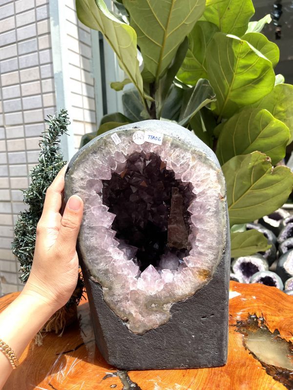 Túi Tiền - Ổ Tụ Tài Thạch Anh Tím - Amethyst (TTA06), KT: 26x16x15 CM, KL : 11.24kg