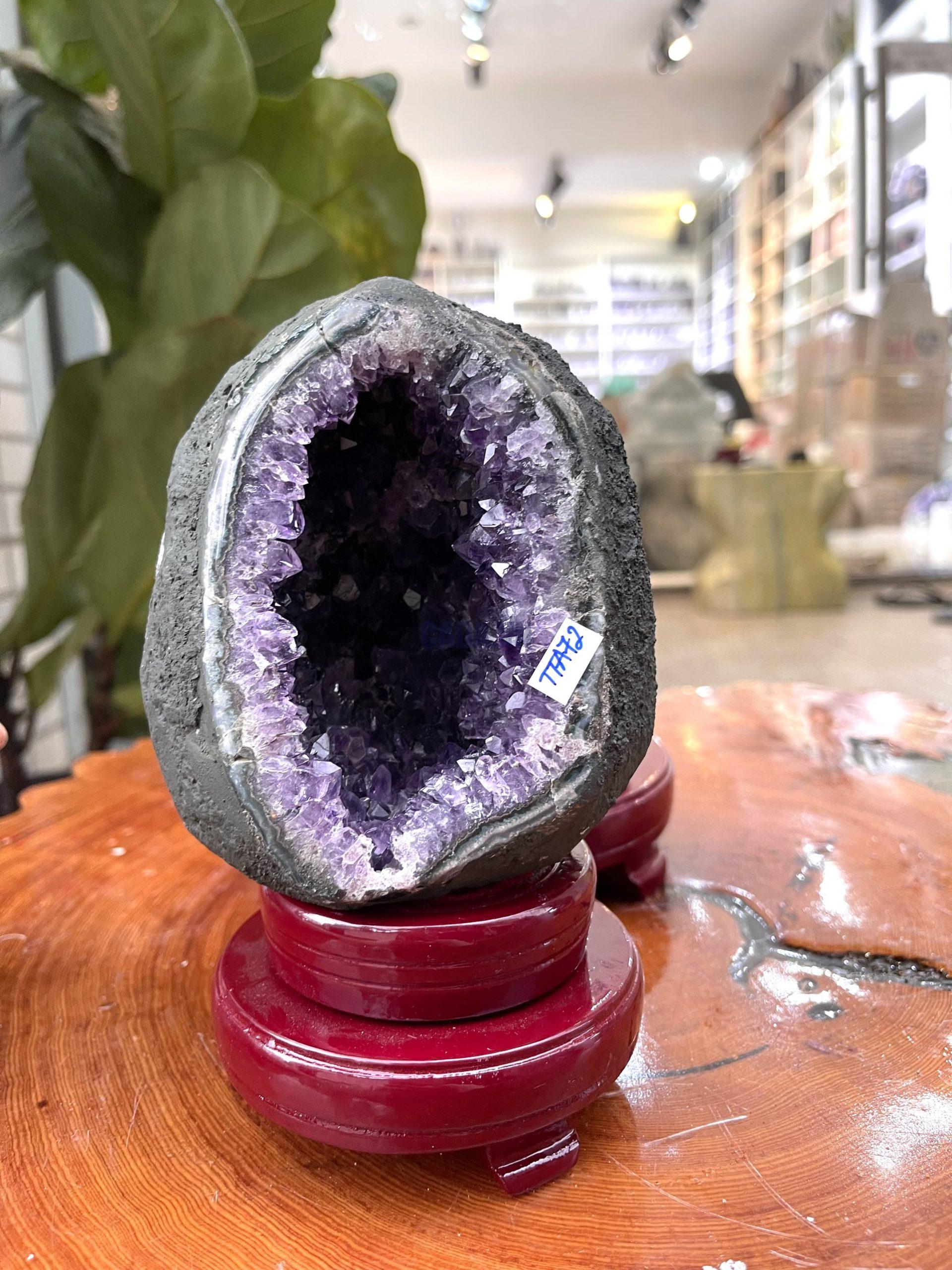 Túi Tiền - Ổ Tụ Tài Thạch Anh Tím - Amethyst (TTA72), KT: 12x8x9 CM, KL : 1.415kg