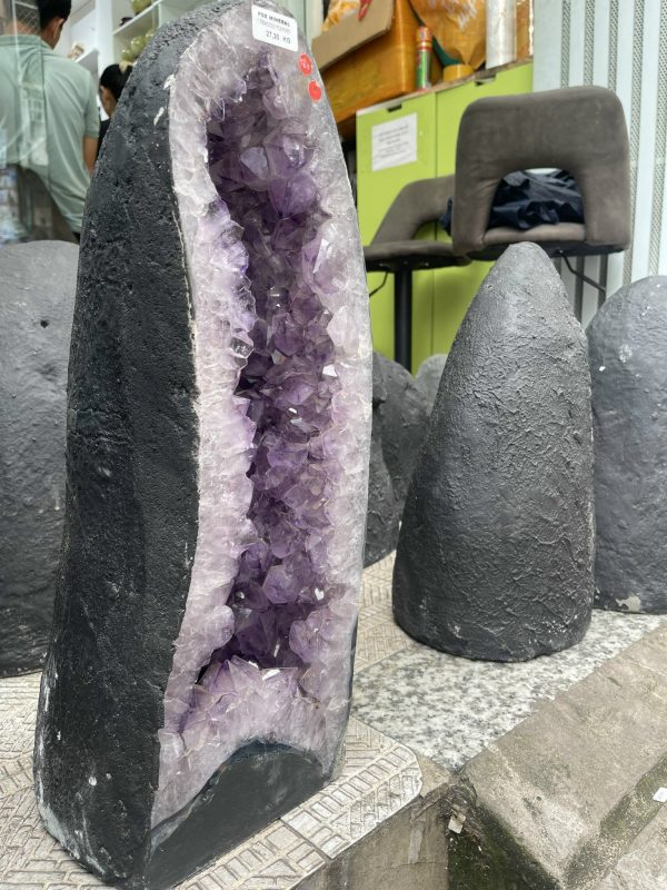 Hốc Thạch Anh Tím – Amethyst Geode (T139), KT: 52x 27,5 CM, KL : 27,3kg