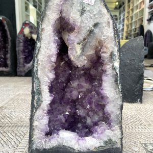 Hốc Thạch Anh Tím – Amethyst Geode (T144), KT: 38.5x 21CM, KL : 13.5kg
