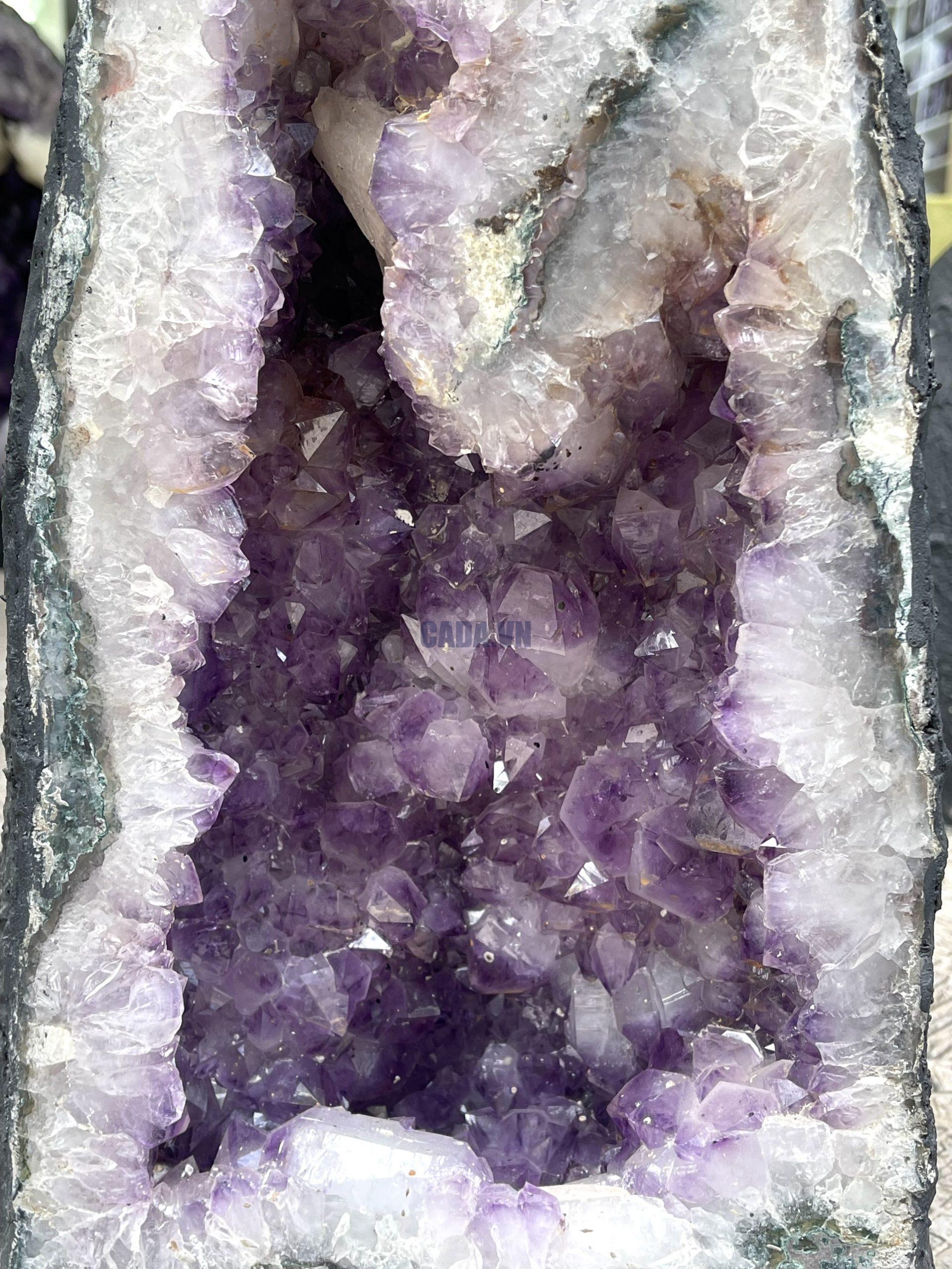 Hốc Thạch Anh Tím – Amethyst Geode (T144), KT: 38.5x 21CM, KL : 13.5kg