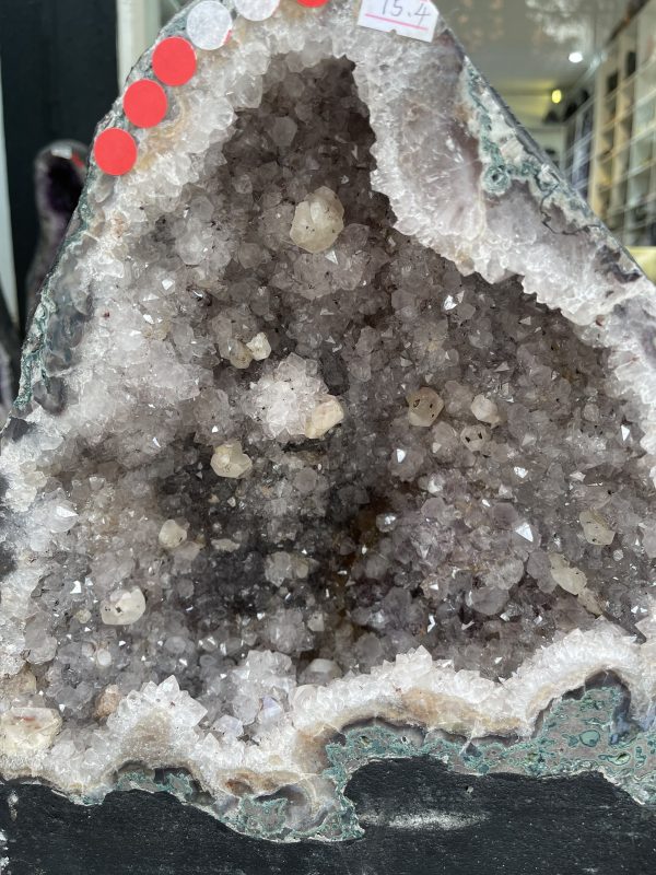 Hốc Thạch Anh trắng (T145), KT: 33x 26CM, KL : 15.4kg