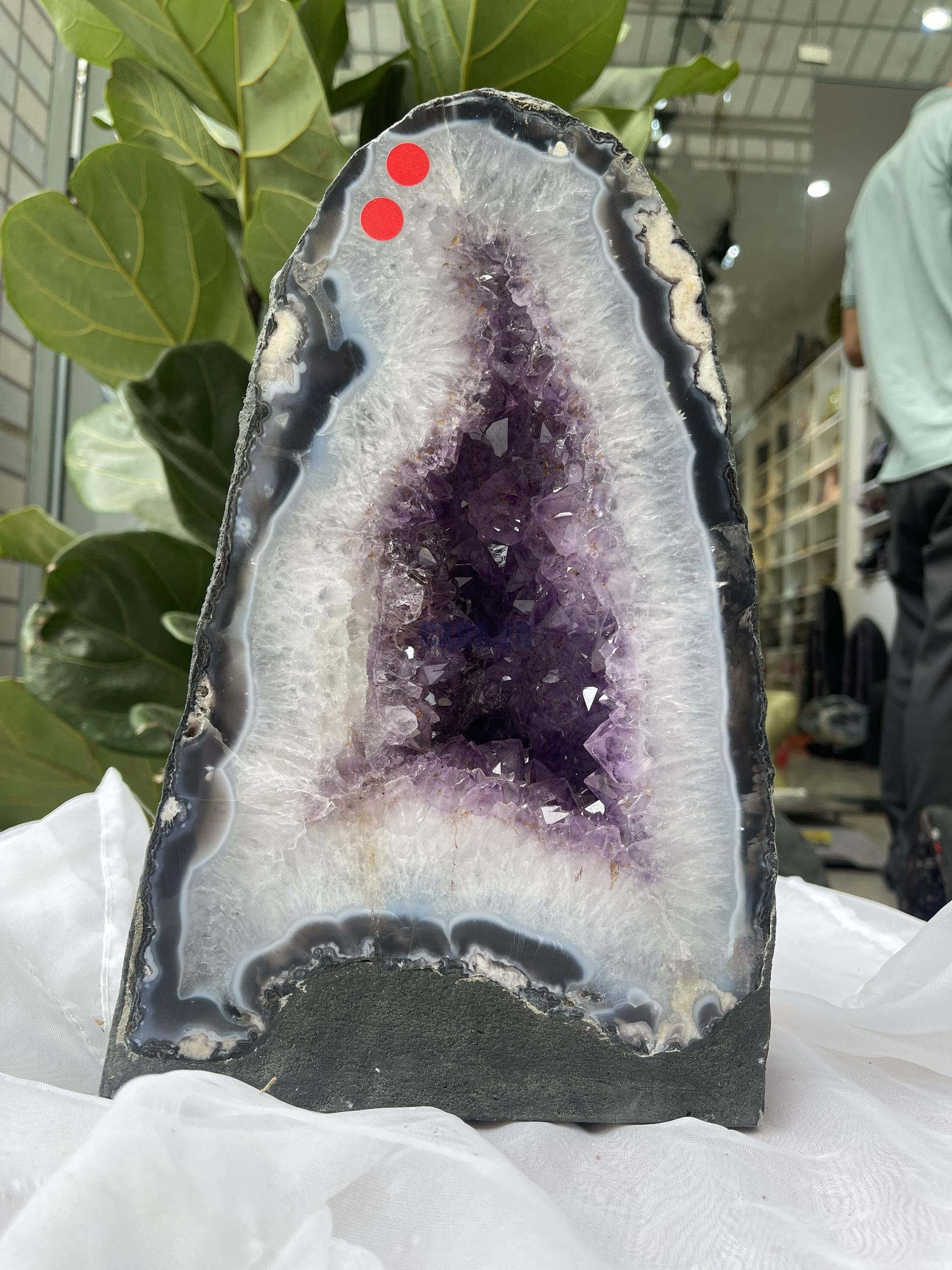 Hốc Thạch Anh Tím - Amethyst Geode (T150), KT: 29 x 19 CM, KL : 8.84kg