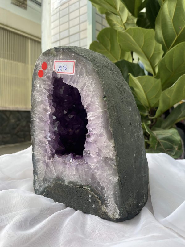 Hốc Thạch Anh Tím - Amethyst Geode (T151), KT: 24 x 16.5 CM, KL :10.36kg