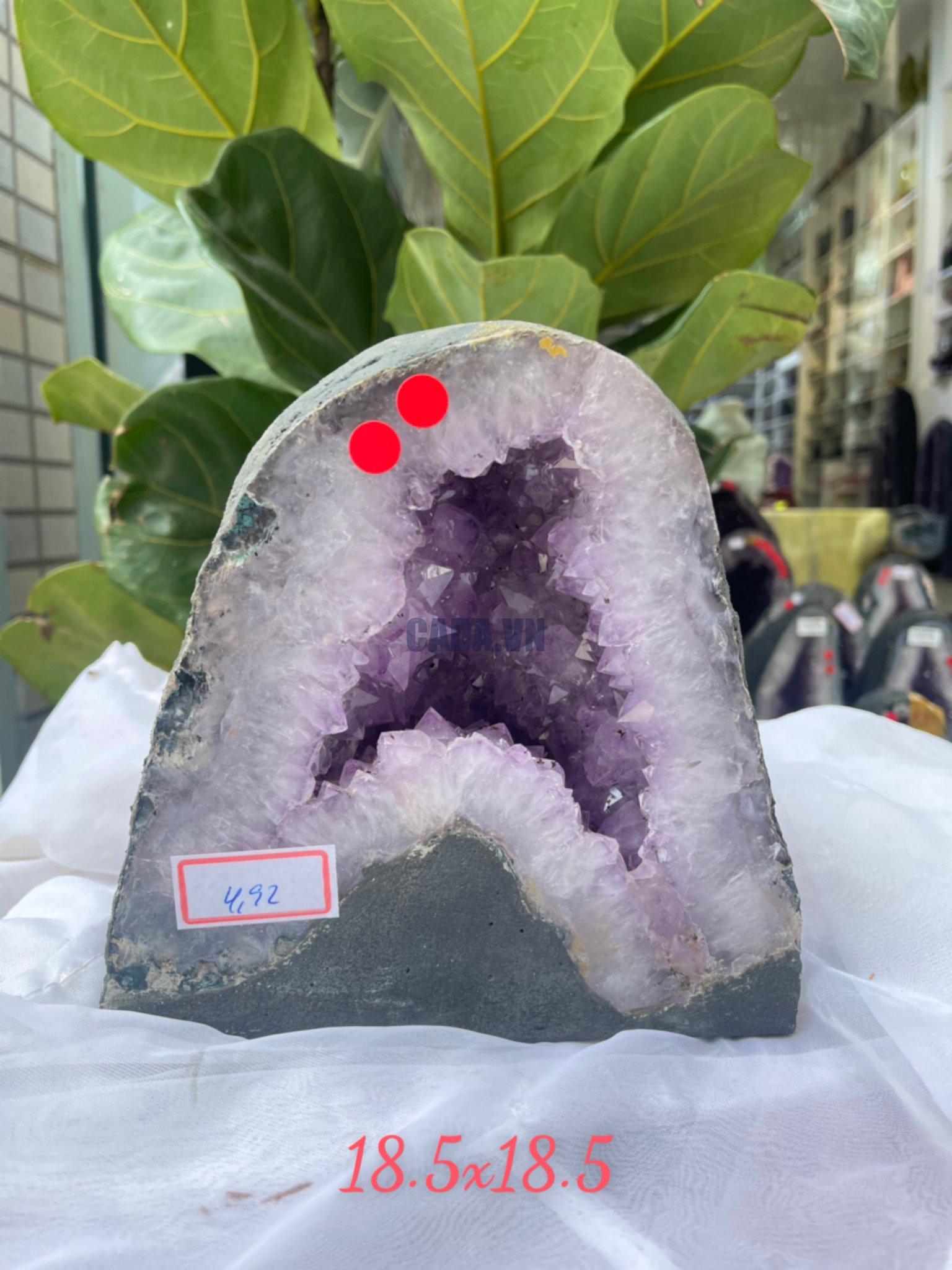 Hốc Thạch Anh Tím - Amethyst Geode (T162), KT: 18.5 x 18.5 CM, KL : 4.92kg 