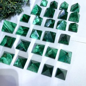 MALACHITE PYRAMID | KIM TỰ THÁP ĐÁ LÔNG CÔNG | CADA.VN