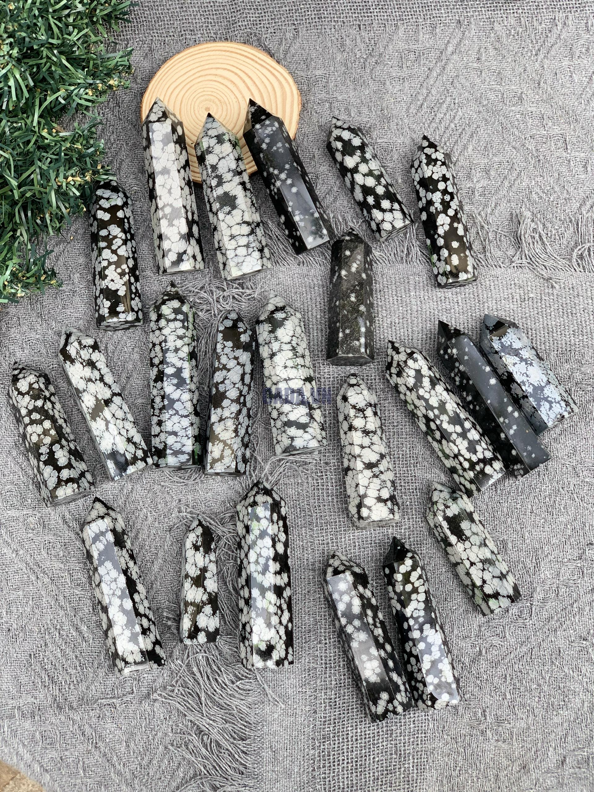 Trụ snowflake obsidian | Đá trang trí, sưu tầm, healing | CADA DECOR