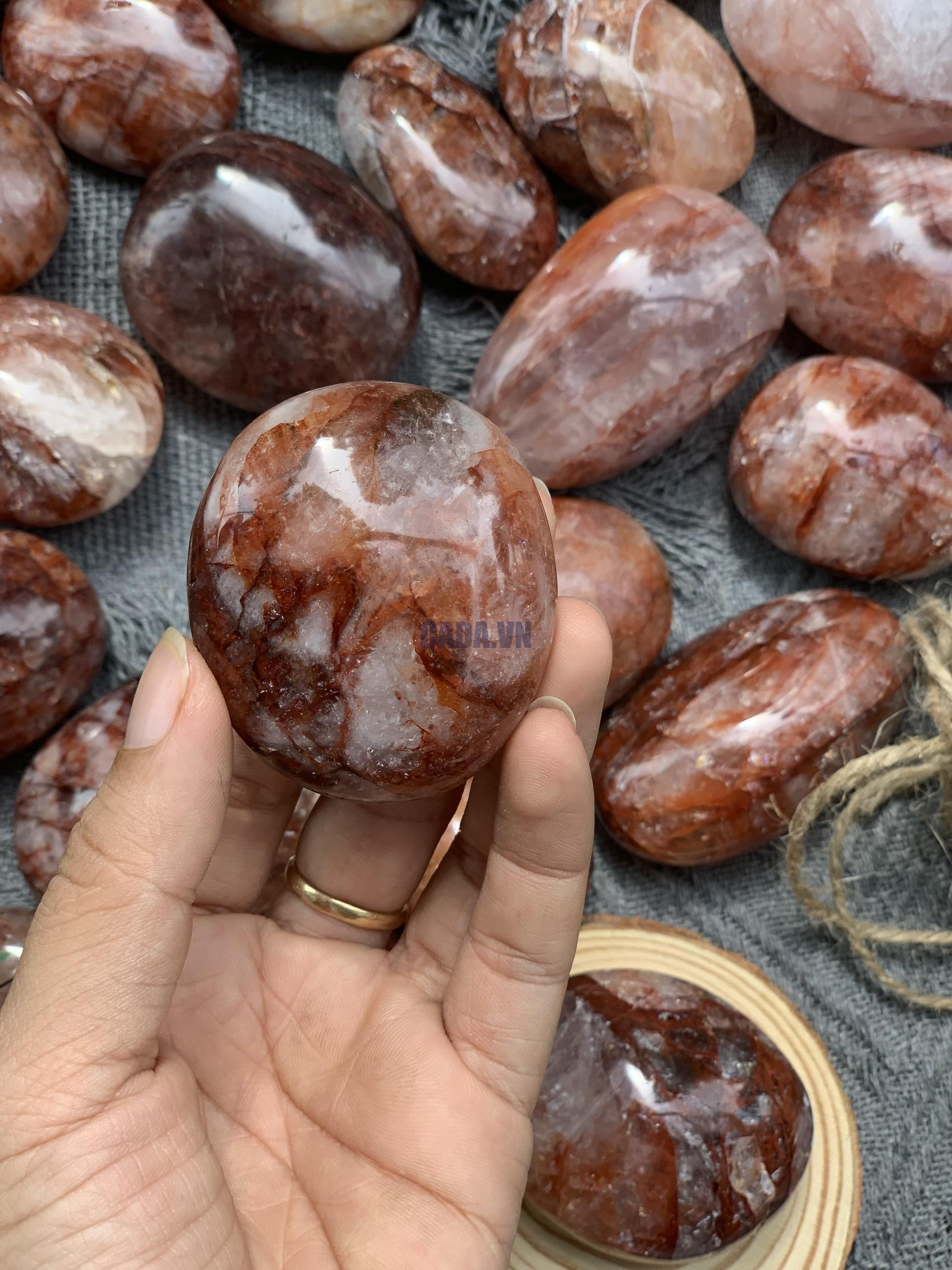 Thạch anh lửa | Palm fire quartz | Đá trang trí, sưu tầm, healing | CADA DECOR