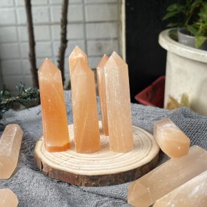 Trụ Orange Selenite| Đá trang trí, sưu tầm, healing | CADA DECOR