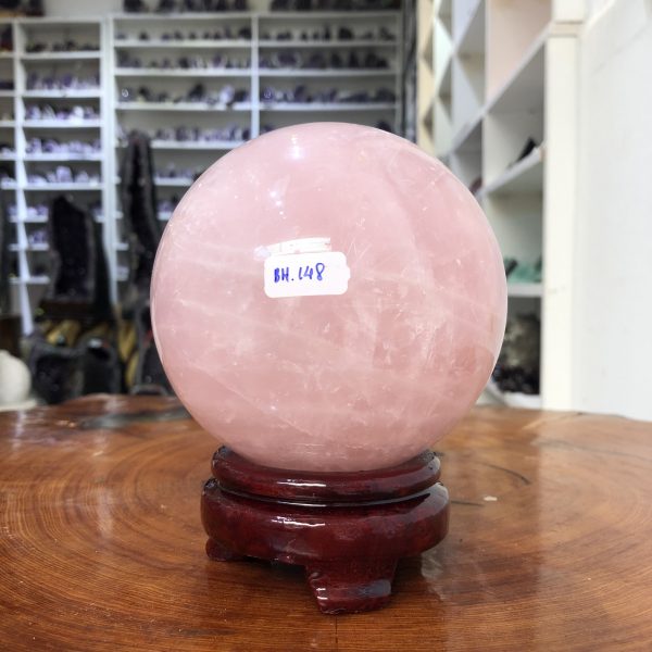 Bi cầu Thạch Anh Hồng – Rose Quartz Sphere (BH148), ĐK: 10,83 CM, KL: 1,685 KG