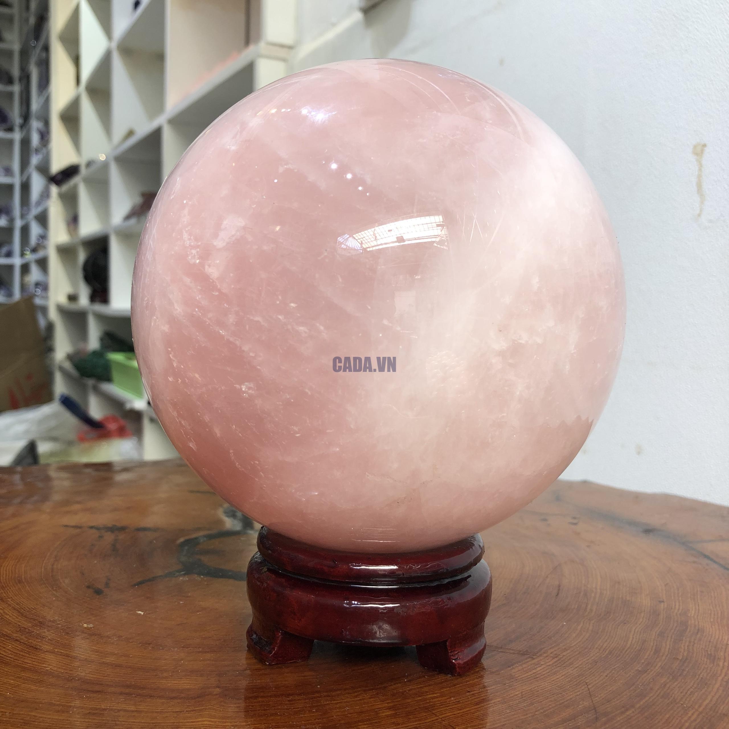 Bi cầu Thạch Anh Hồng – Rose Quartz Sphere (BH134), ĐK: 14,97 CM, KL: 4,37 KG