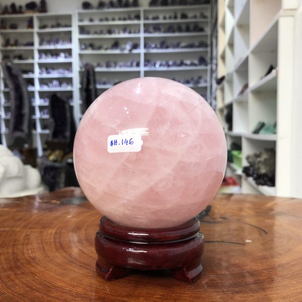 Bi cầu Thạch Anh Hồng – Rose Quartz Sphere (BH146), ĐK: 10,51 CM, KL: 1,58 KG