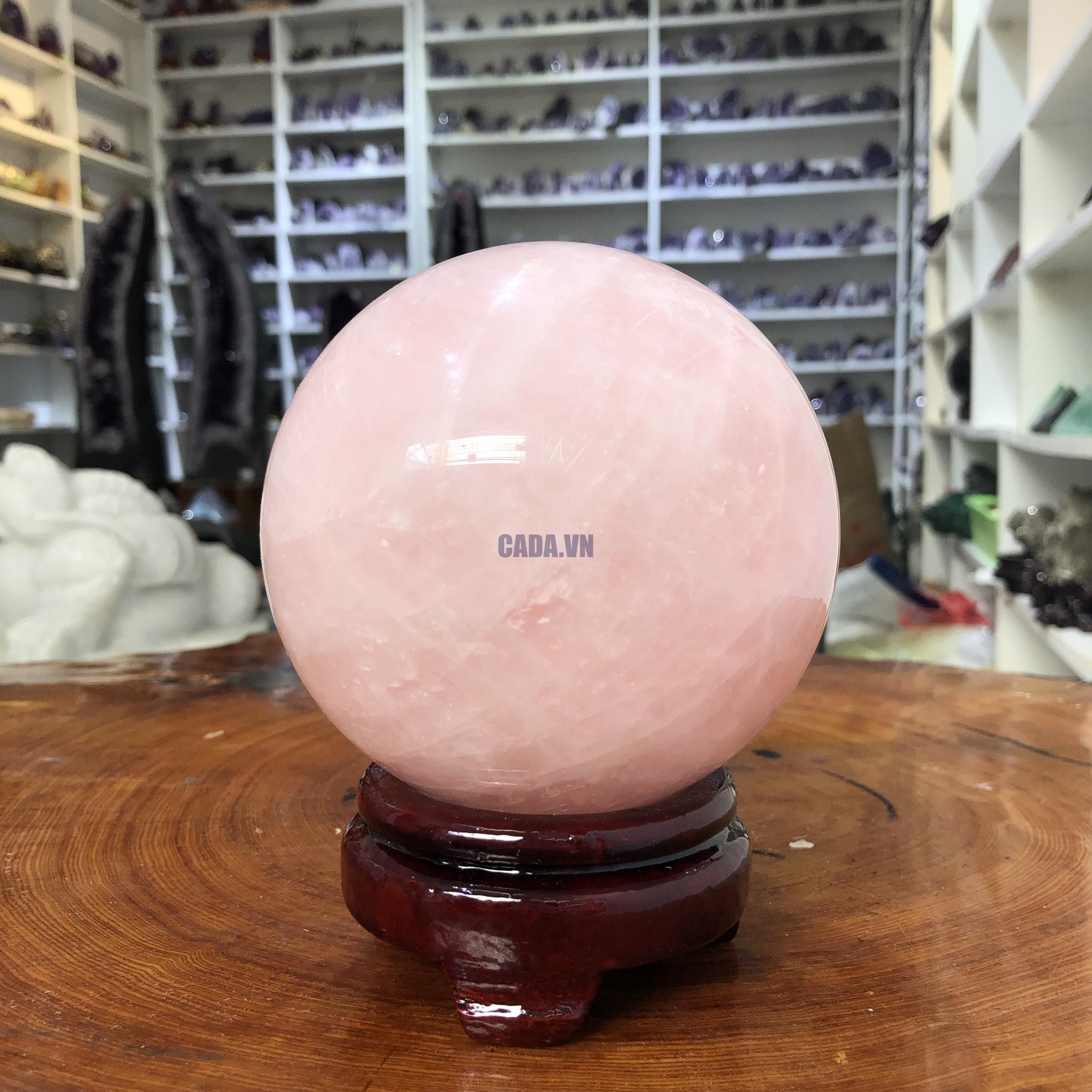 Bi cầu Thạch Anh Hồng – Rose Quartz Sphere (BH121), ĐK: 10,51 CM, KL: 1,575 KG