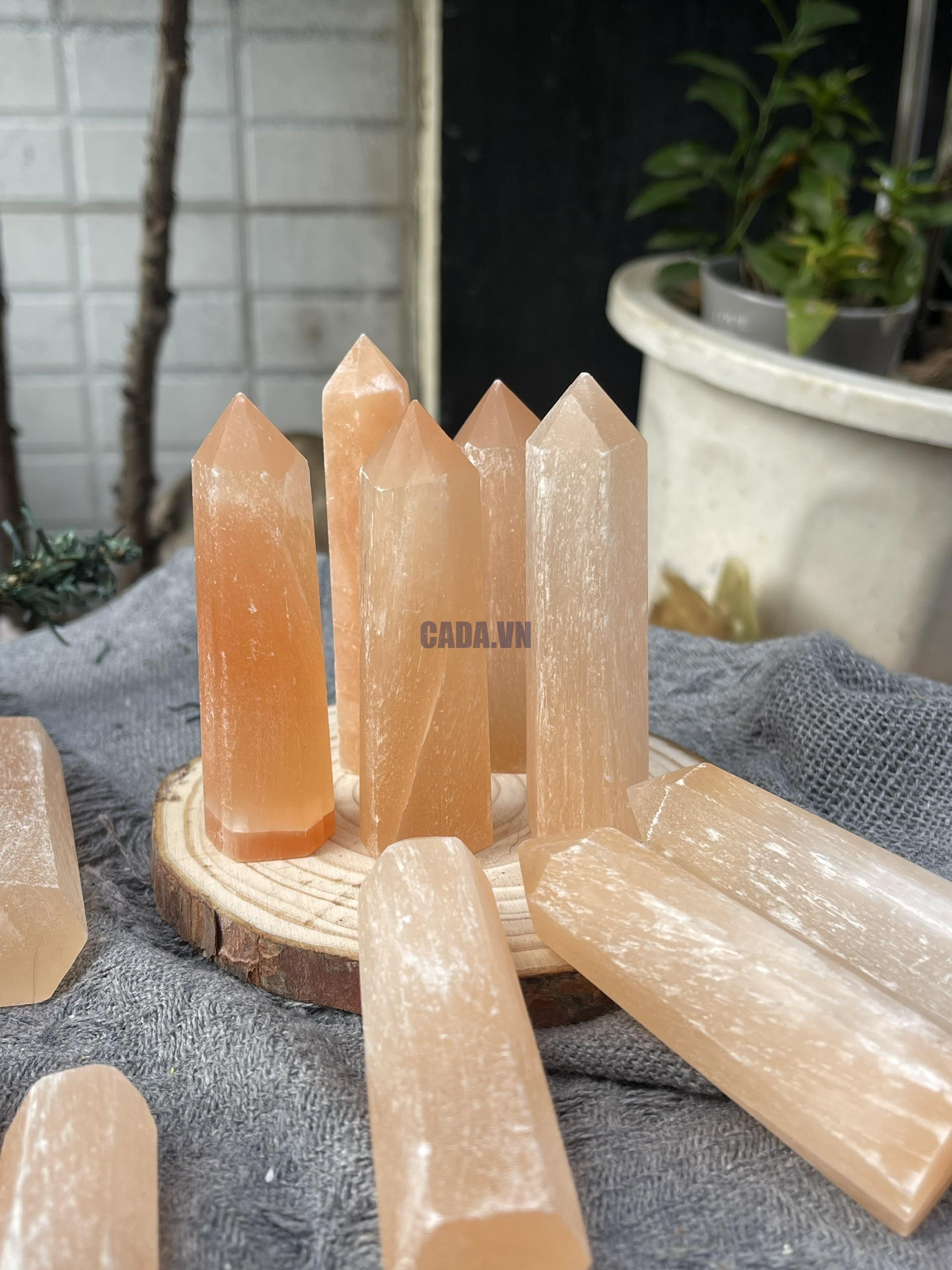 Trụ Orange Selenite| Đá trang trí, sưu tầm, healing | CADA DECOR