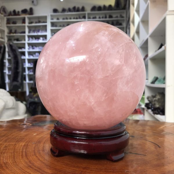 Bi cầu Thạch Anh Hồng – Rose Quartz Sphere (BH114), ĐK: 14,97 CM, KL: 4,6 KG