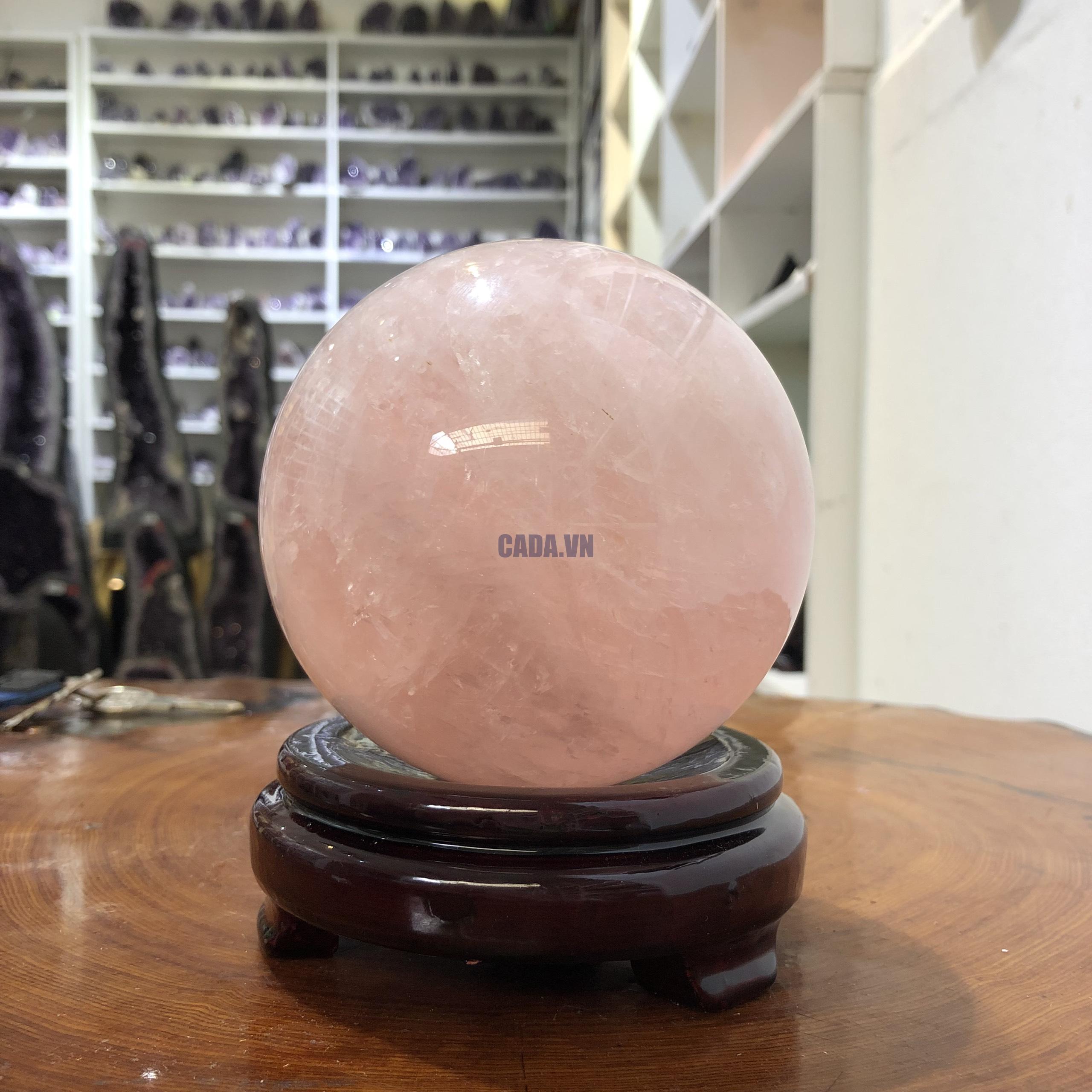 Bi cầu Thạch Anh Hồng – Rose Quartz Sphere (BH159), ĐK: 10,83 CM, KL: 1,795 KG