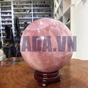 Bi cầu Thạch Anh Hồng – Rose Quartz Sphere (BH136), ĐK: 14,97 CM, KL: 4,55 KG