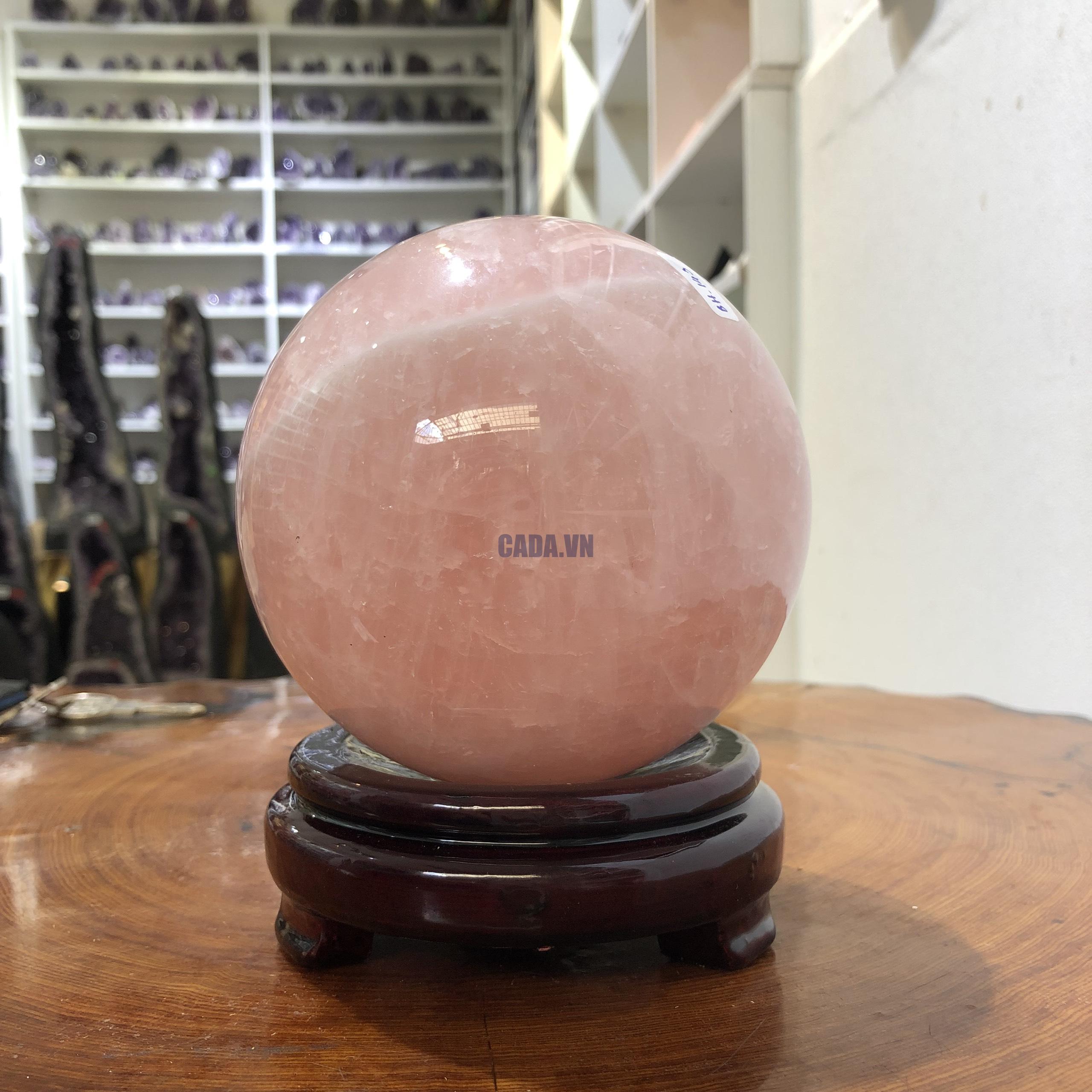 Bi cầu Thạch Anh Hồng – Rose Quartz Sphere (BH143), ĐK: 12,10 CM, KL: 2,385 KG