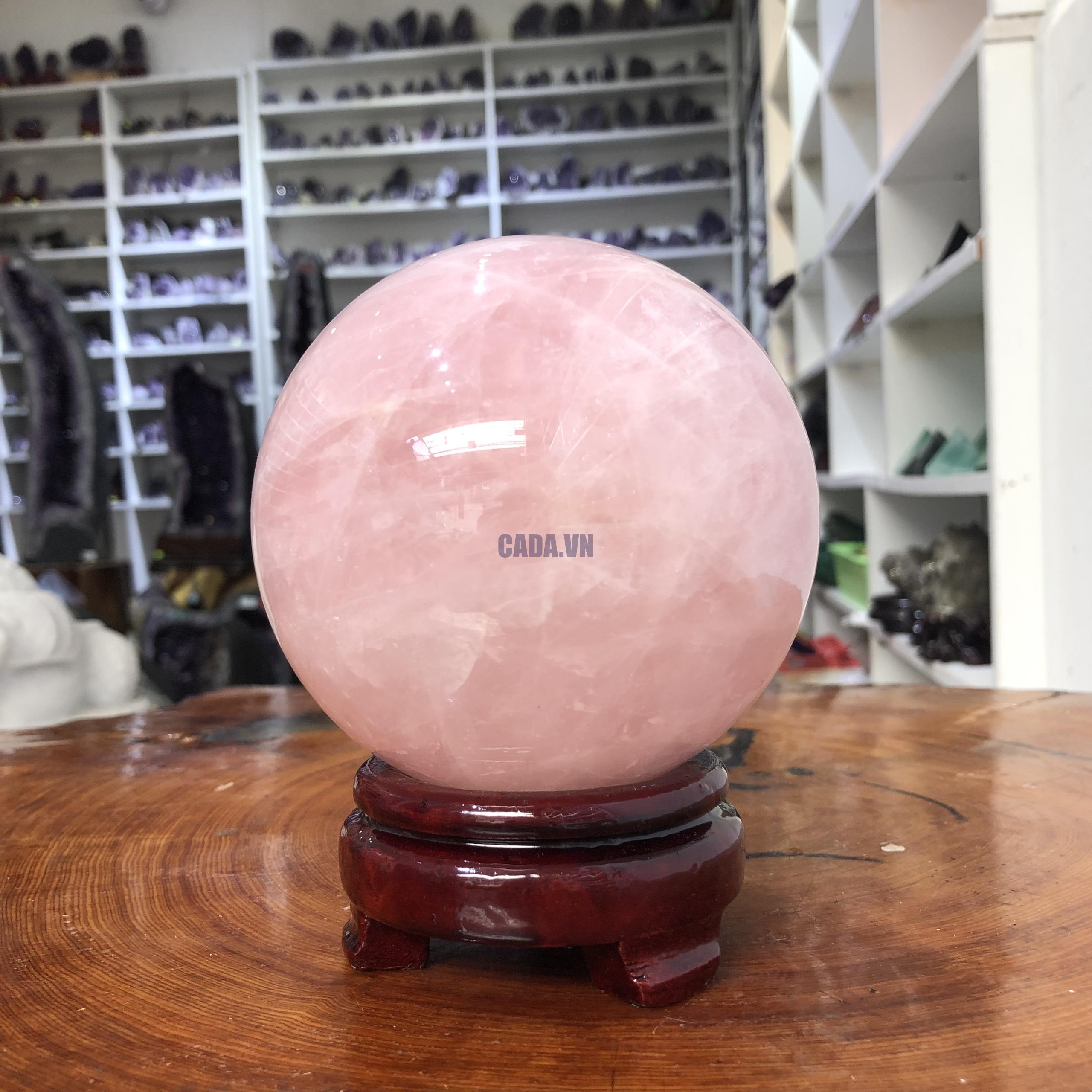 Bi cầu Thạch Anh Hồng – Rose Quartz Sphere (BH146), ĐK: 10,51 CM, KL: 1,58 KG