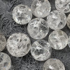 Thạch anh trắng | Cầu Cracked clear quartz | Đá trang trí, sưu tầm, healing | CADA DECOR