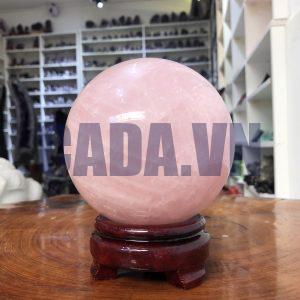 Bi cầu Thạch Anh Hồng – Rose Quartz Sphere (BH148), ĐK: 10,83 CM, KL: 1,685 KG