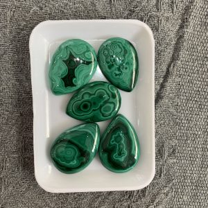 Mặt dây Giọt nước đá Lông công | CADA DECOR