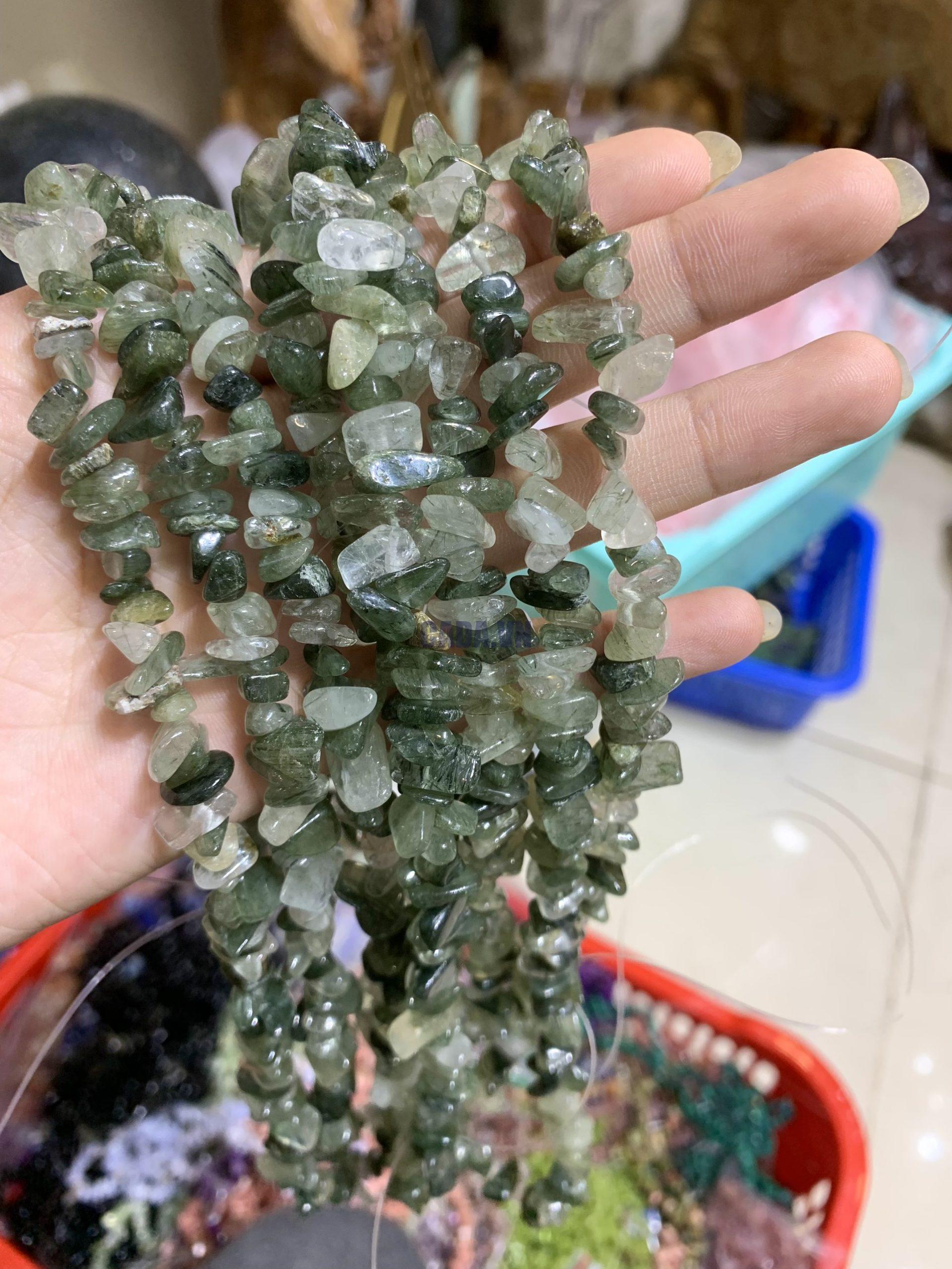 Dây chip Green Rutilated Quartz - Thạch Anh Tóc Xanh | CADA DECOR