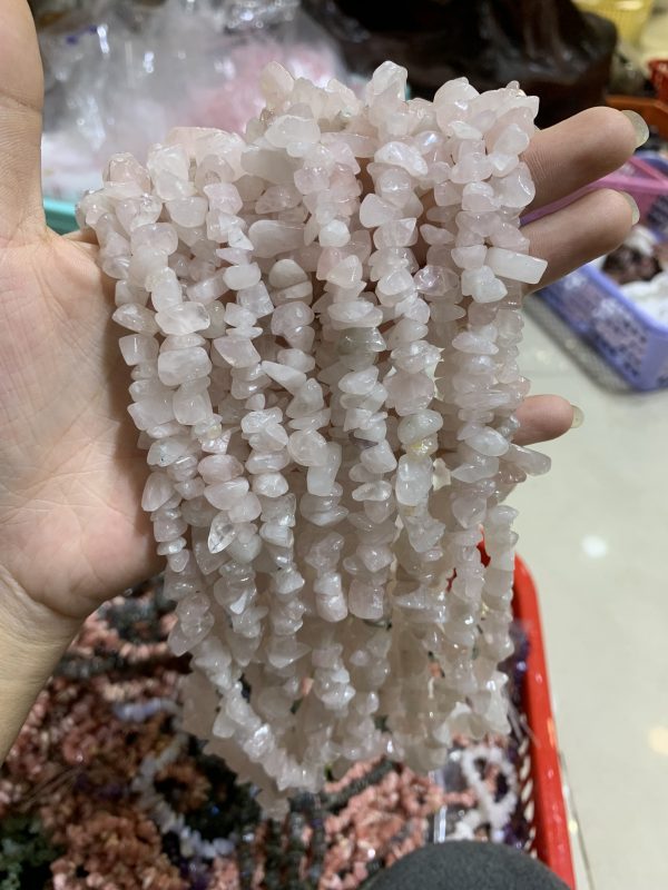 Dây chip Rose Quartz - Thạch Anh Hồng | CADA DECOR