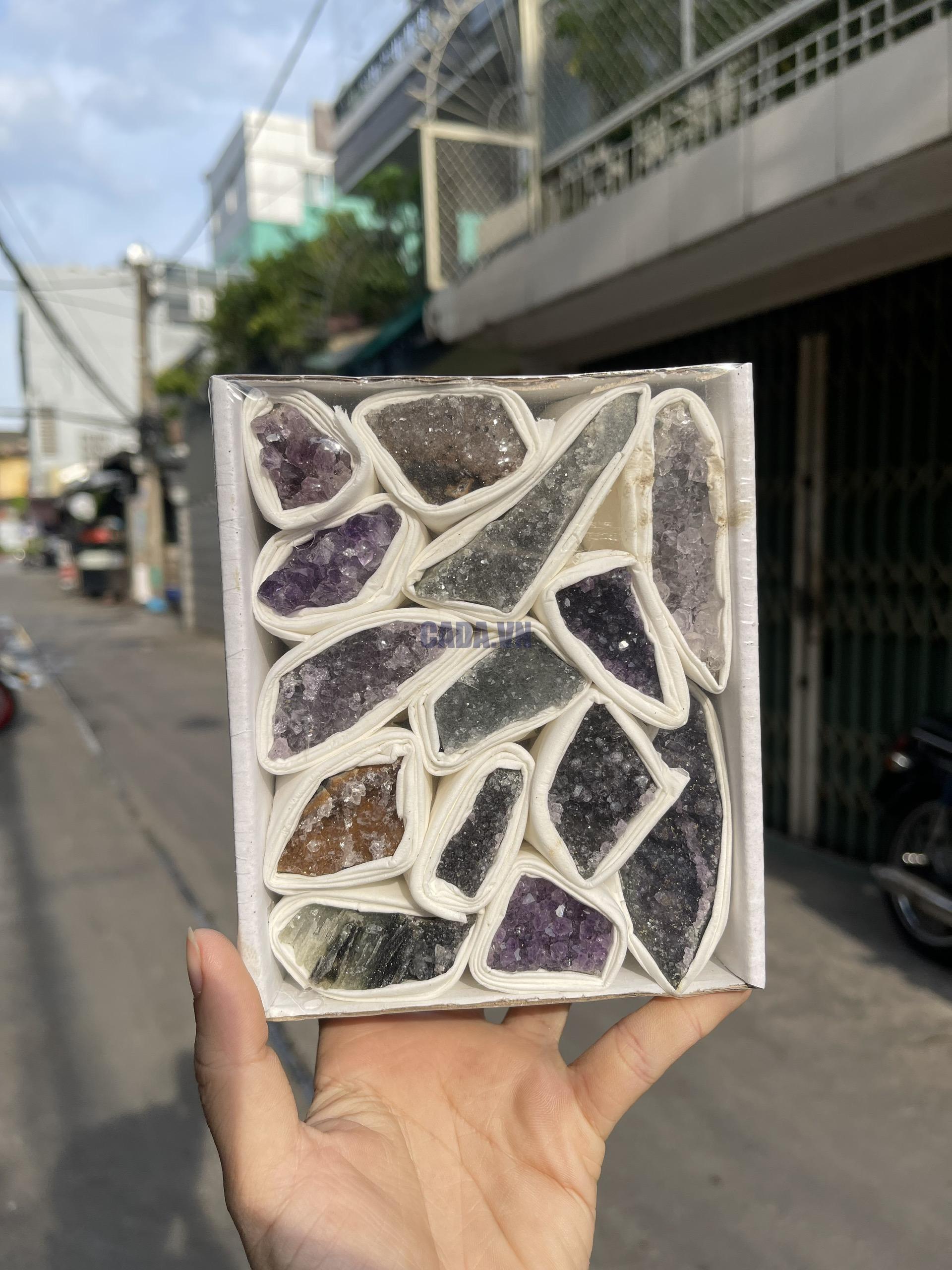 Hộp sưu tầm Amethyst các loại | Amethyst cluster | Đá trang trí, sưu tầm, healing | CADA DECOR