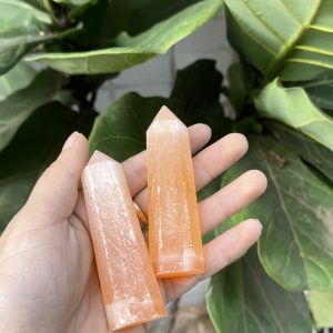 Trụ Orange Selenite| Đá trang trí, sưu tầm, healing | CADA DECOR