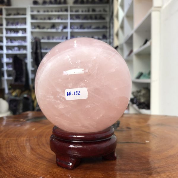 Bi cầu Thạch Anh Hồng – Rose Quartz Sphere (BH152), ĐK: 10,83 CM, KL: 1,725 KG