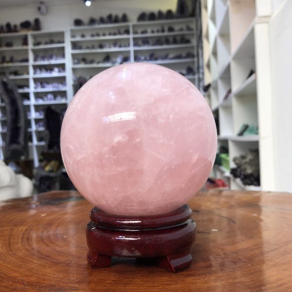 Bi cầu Thạch Anh Hồng – Rose Quartz Sphere (BH148), ĐK: 10,83 CM, KL: 1,685 KG