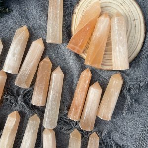 Trụ Orange Selenite| Đá trang trí, sưu tầm, healing | CADA DECOR
