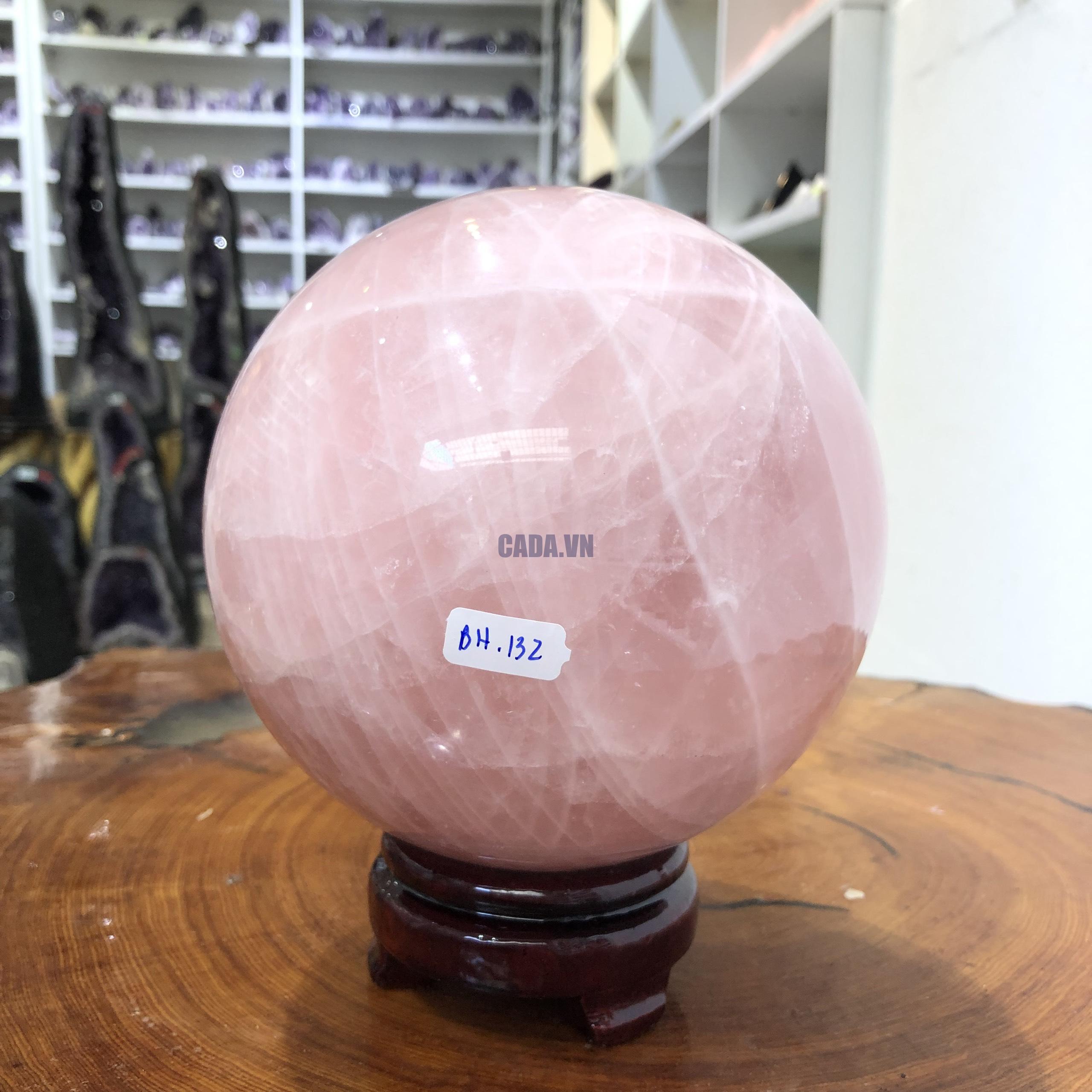 Bi cầu Thạch Anh Hồng – Rose Quartz Sphere (BH132), ĐK: 14,97 CM, KL: 4,4 KG