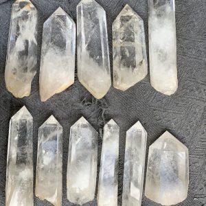 Trụ thạch anh trắng 15-25cm | Đá trang trí, sưu tầm, healing | CADA DECOR