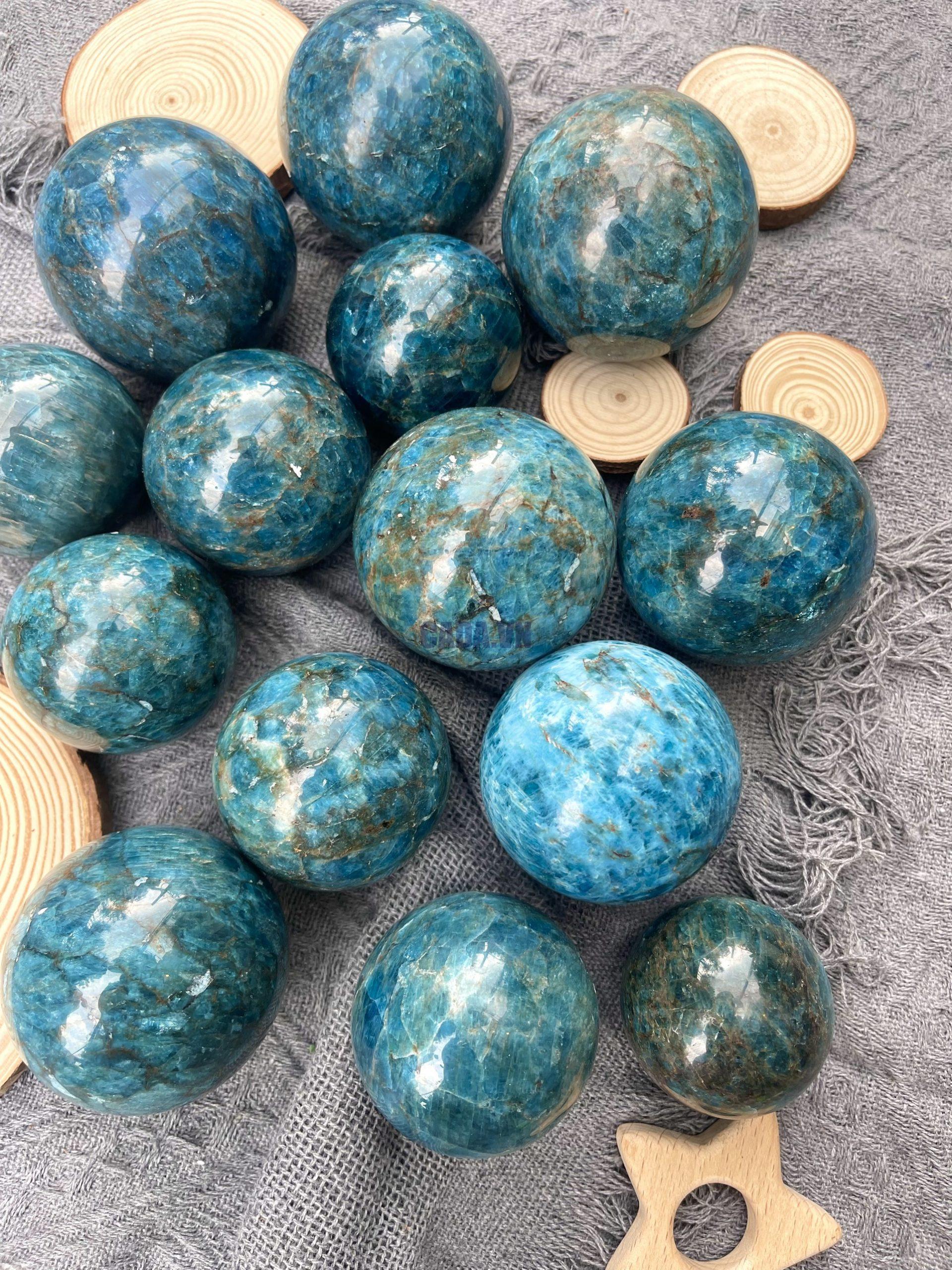 Quả cầu apatite