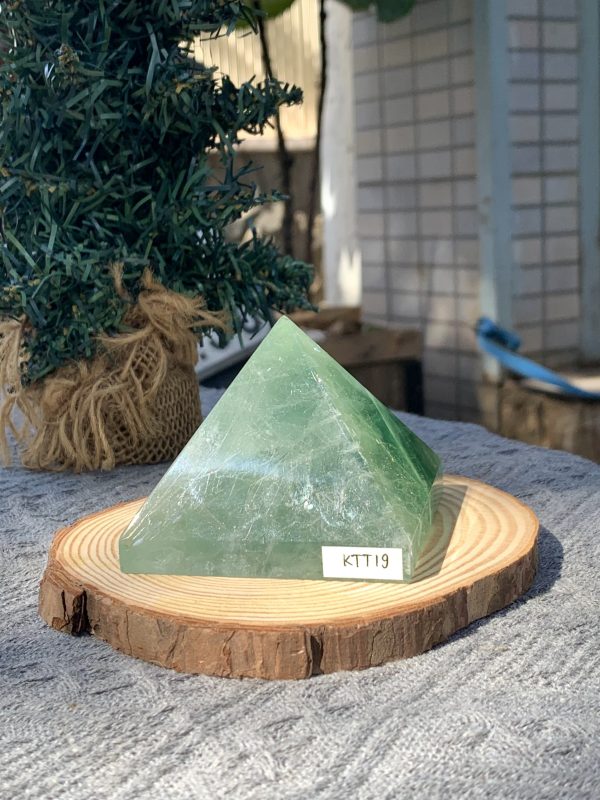 KIM TỰ THÁP ĐÁ FLUORITE (KTT19) KT: 5,8*6,8 CM - KL: 0,37 KG 