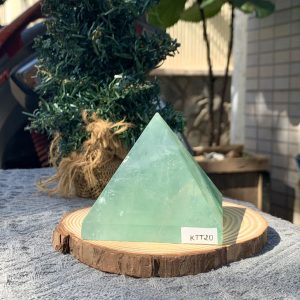 KIM TỰ THÁP ĐÁ FLUORITE (KTT20) KT: 6,8*7,4 CM - KL: 0,495 KG 