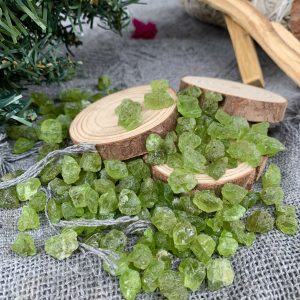 Đá Thô Peridot xanh lá - Đá thanh tẩy - Đá Tarot | CADA DECOR