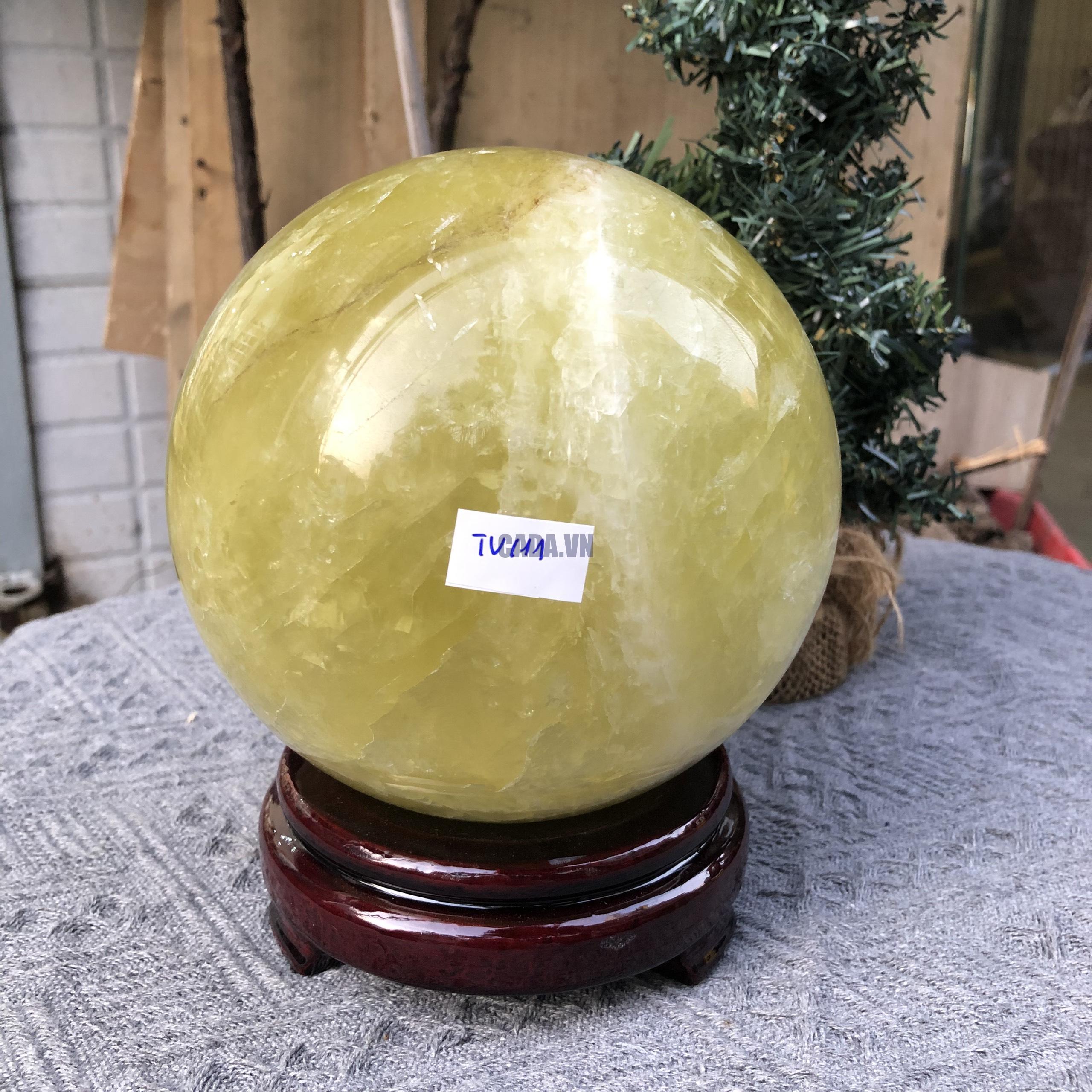 Bi Cầu Thạch Anh Vàng – Citrine Sphere (BV111) - KL: 3,705 KG - ĐK: 14,01 CM