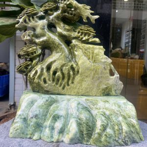 Cây tài lộc - Cây tùng đá chất ngọc xanh - KT: 36*38 CM - KL: 13.38 KG (MS : HP10)