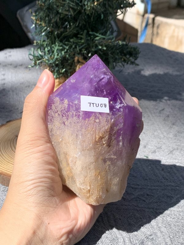 Chóp thạch anh tím (TTU09) - KT: 17,2*5,9 CM - KL: 0,565 KG