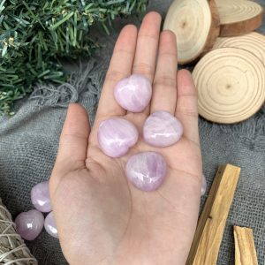 Trái tim Kunzite | Đá trang trí, sưu tầm, healing | CADA DECOR
