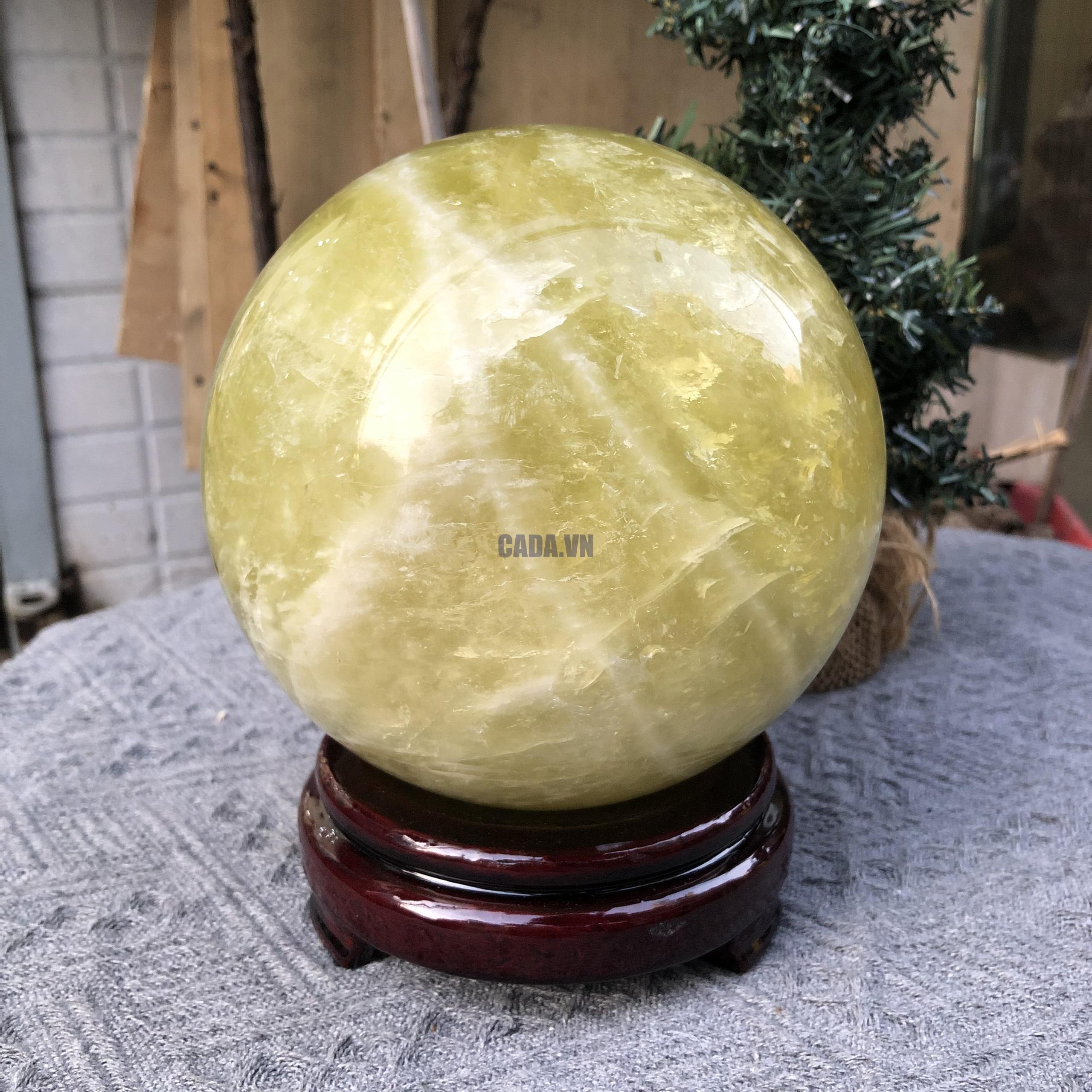 Bi Cầu Thạch Anh Vàng – Citrine Sphere (BV111) - KL: 3,705 KG - ĐK: 14,01 CM