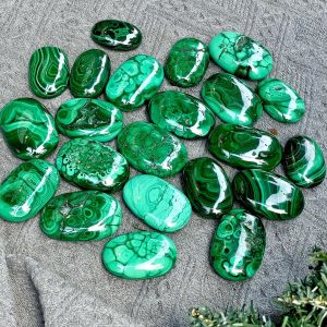 Palm Malachite | Đá trang trí, sưu tầm, healing | CADA DECOR
