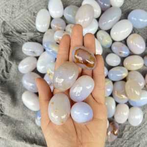 Tumble Chalcedony | Đá trang trí, sưu tầm, healing | CADA DECOR