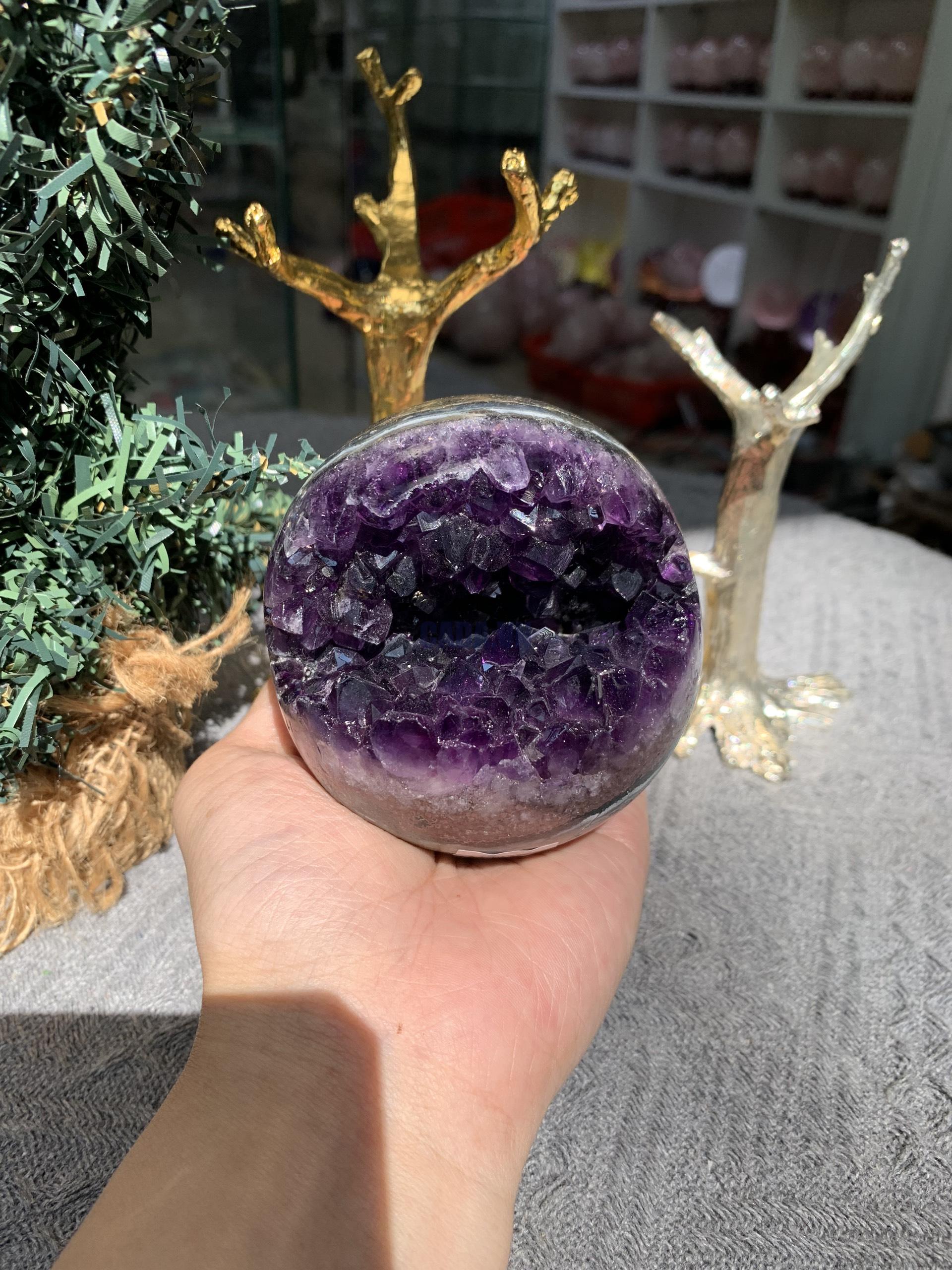 Bi Cầu Miệng Cười Thạch Anh Tím – Amethyst (BTH11) - KL: 0,61 KG - ĐK: 8,0CM