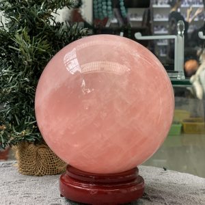 Bi cầu Thạch Anh Hồng – Rose Quartz Sphere (BH220), ĐK: 12,10CM, KL: 2,495KG